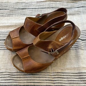 Size 39 Antelope sandals